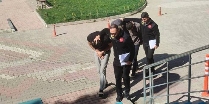 Konya’ya uyuşturucu getiriyorlardı, polis kelepçeyi taktı