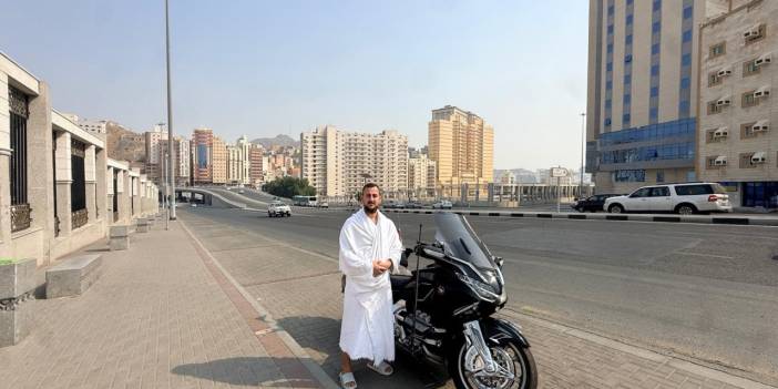 Babasının yarım kalan hayalini motosikletiyle Konya’dan umreye taşıdı
