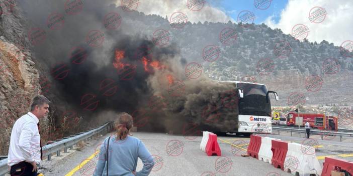 Konya’da yolcu dolu otobüs yandı! Faciayı sürücü önledi