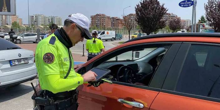 1 milyon 800 bin kişi bugün trafiğe çıkamayacak