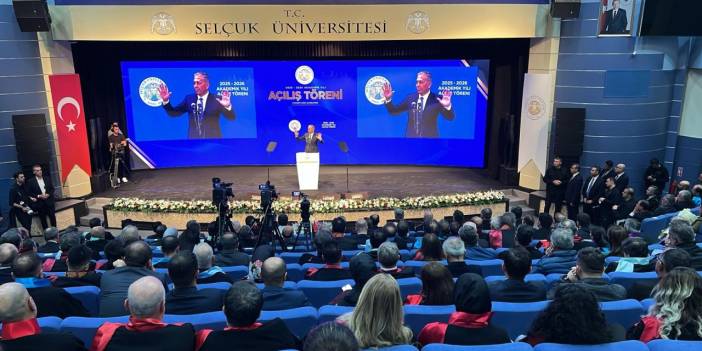 Selçuk Üniversitesi’nde yeni akademik yıl Bakan Yerlikaya ile başladı