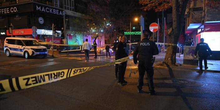 Eğlence mekanı önünde kurşun yağmuru! 1 kişi yaralı