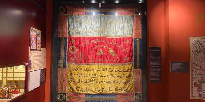 Konya’da 95 yıl korunan tarihi emanet ait olduğu yere döndü