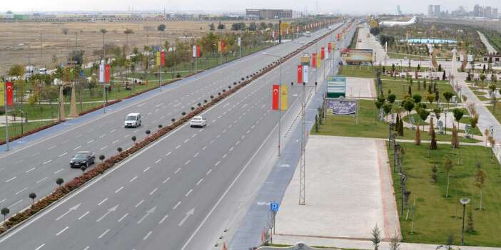 Konya şeridi trafiğe kapandı