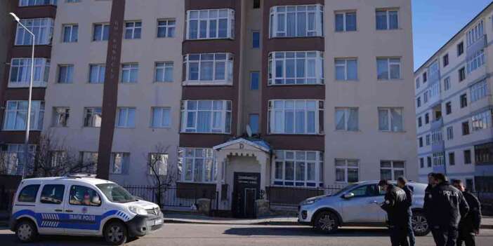 5 katlı binada korkunç olay! Ümit Akın hayatını kaybetti