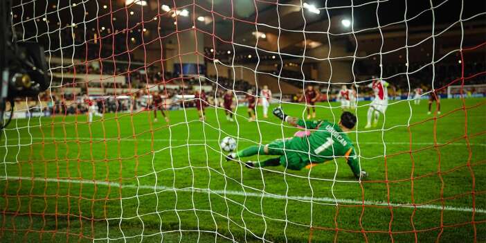 Maçta sakatlanan Galatasaraylı Uğurcan’dan kötü haber