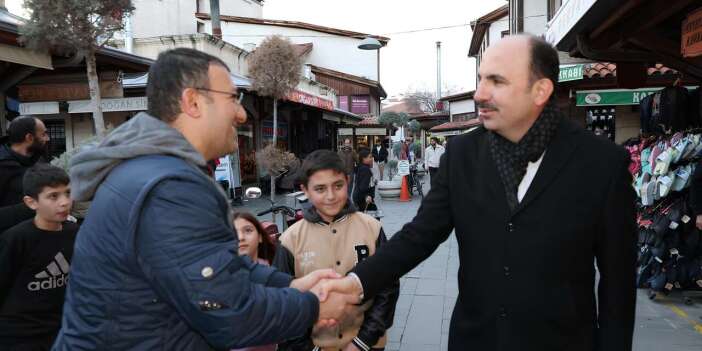 Başkan Altay, Konya sokaklarında halkın arasına karıştı