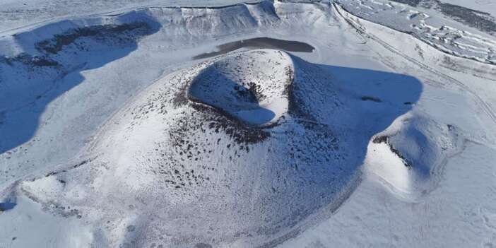 Konya’nın doğa harikası karla eşsiz manzara sundu