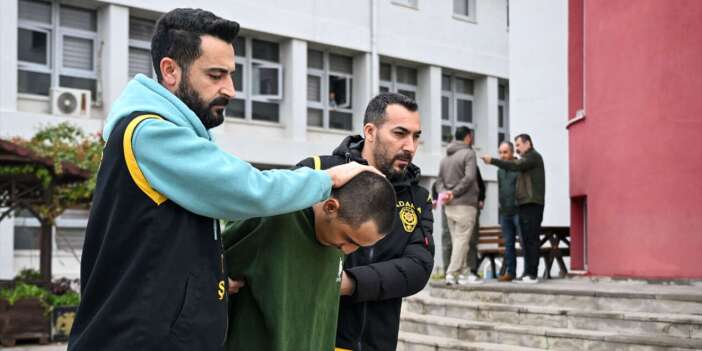 4 bin TL yüzünden biri mezara diğeri cezaevine girdi