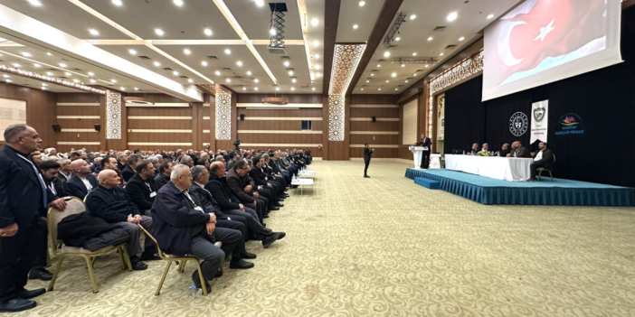 Konya’da minibüs ve servisçi esnafı yeni dönem başkanını seçti