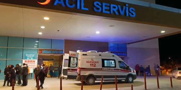 Kuzenlerin kız kavgası! Falçatayla boynunu kesti