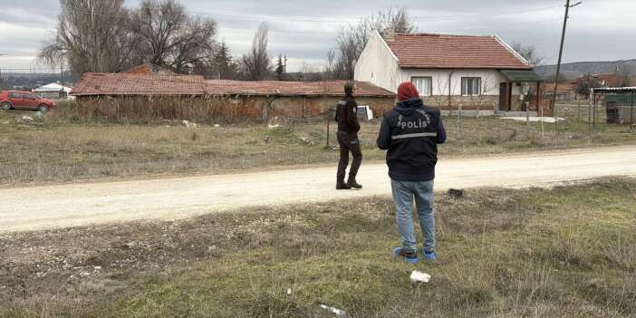 28 yaşındaki Eren yatağında ölü bulundu! Yüzündeki ve elindeki kesikler şüphe uyandırdı