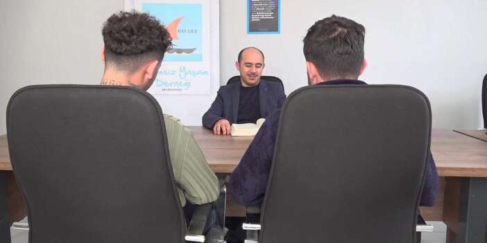 Konya’da hayatları değişen 2 genç, şimdi başkaları için savaşıyor