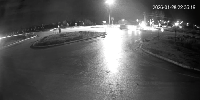 Konya’da iki araç çarpıştı, 4 kişi yaralandı! Kaza anı kamerada