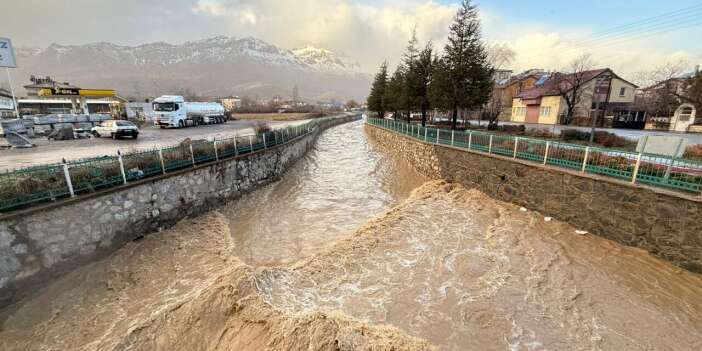 Bu yıl ilk! Konya’nın ünlü çağlayanı coştu