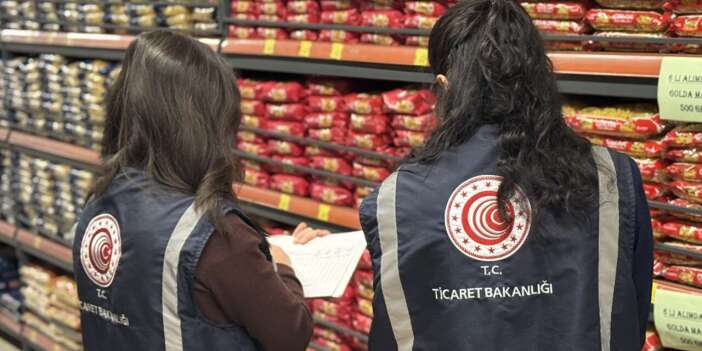 Konya’da 600 market mimlendi