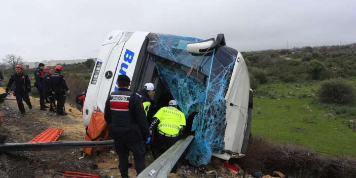 Antalya’daki otobüs kazasında ölen 9 kişinin ismi belli oldu