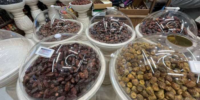 Konya’da ramazanın vazgeçilmezi hurmada fiyat 800 TL’ye kadar çıktı
