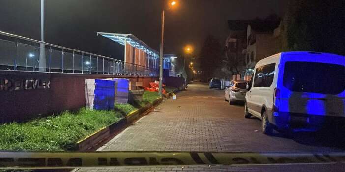 Önce eşine, sonra kendi başına sıktı! İkisi de hastanede öldü