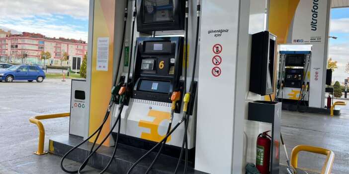 Gözler pompada! Akaryakıta büyük indirim geliyor