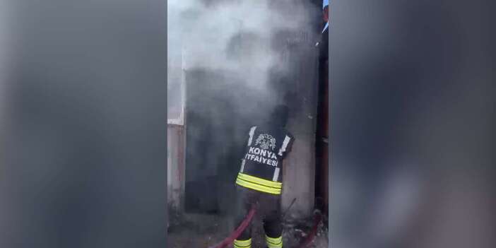 Konya’da yangın faciası! 65 buzağı telef oldu