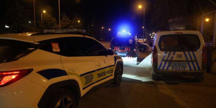 Konya’da otomobil yayaya çarptı