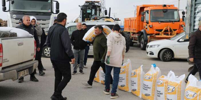 Konya Büyükşehir Belediyesi’nden çiftçilere yeni destek