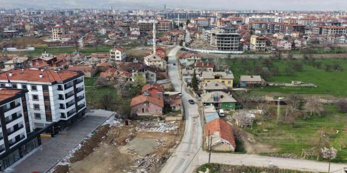 Meram’da, Konya trafiğine nefes aldıracak yeni yollar açılıyor