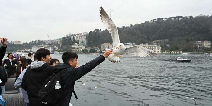 Konya Büyükşehir, öğrencileri İstanbul’a götürüyor