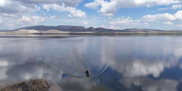 Konya’da kuraklığın vurduğu Çavuşçu Gölü, yaşama tekrar tutundu