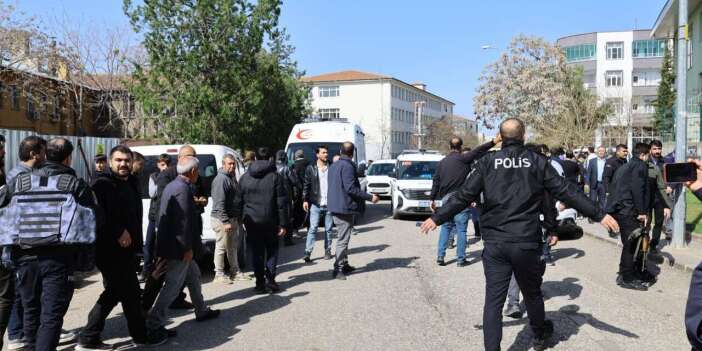 Okuldaki eski öğrenci dehşetinde tüm detaylar belli oldu! 1 ölü, 16 yaralı var