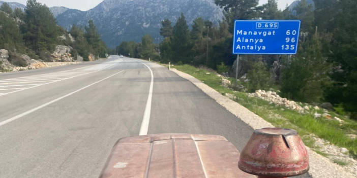 Çekici ücretine kızdı, 54 yıllık traktörüyle Konya’dan yola çıkıp dağları aştı
