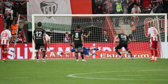 Konyaspor ile Antalyaspor 30. randevuda! Üstünlük Anadolu Kartalı’nda