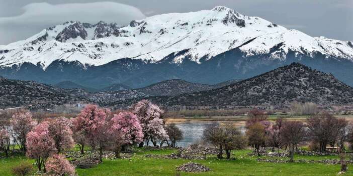 Konya, iki mevsimi birden yaşıyor