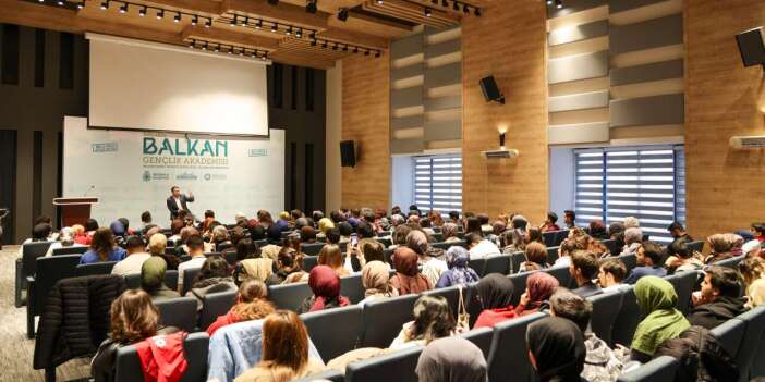 Konya’daki bu akademiyi kazanan 25 öğrenci yurt dışına gidecek