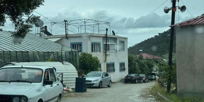 Bir aile dağıldı! 2 çocuk öldü, anne ve baba yoğun bakımda