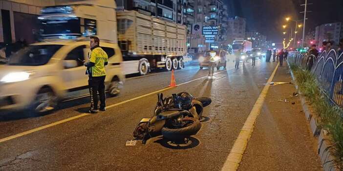 Yaya geçidinde motosiklet kazası! İkisi de öldü