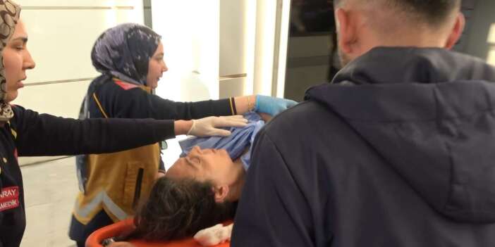 Süt sağarken akıma kapıldı