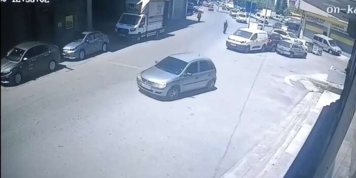 Eşiyle ilişkisi olduğunu düşündüğü çalışanı silahla vurdu