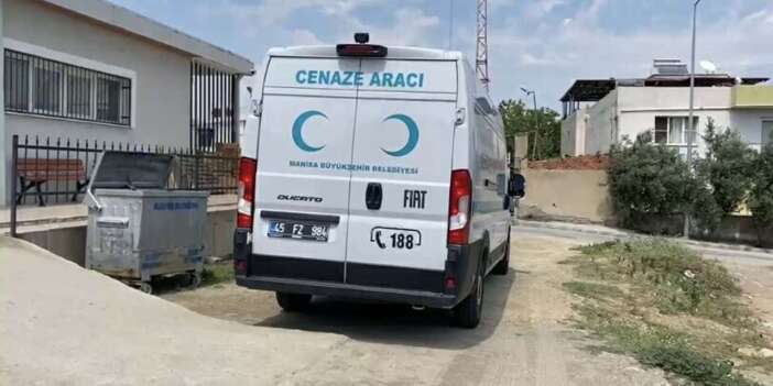 Babalar Günü’nde dehşet! 23 yaşındaki kızını öldürdü