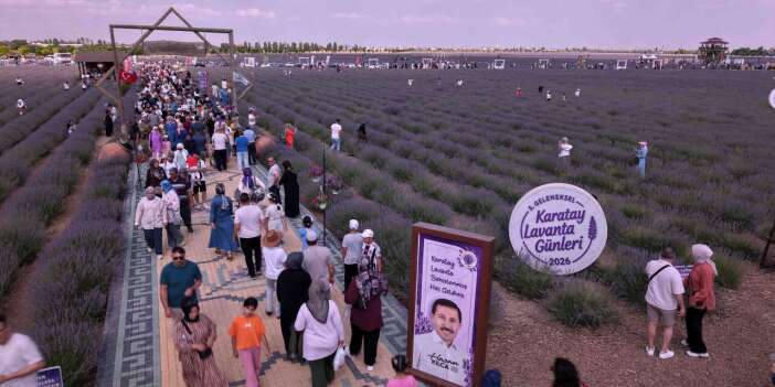 Konya’da lavanta festivali başladı! Binlerce kişi mor tarlalara akın etti