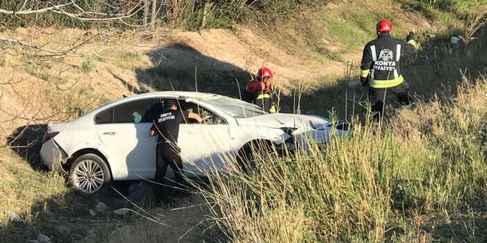 Konya'da tekeri kopan otomobil metrelerce sürüklendi! 1’i bebek 3 kişi yaralandı