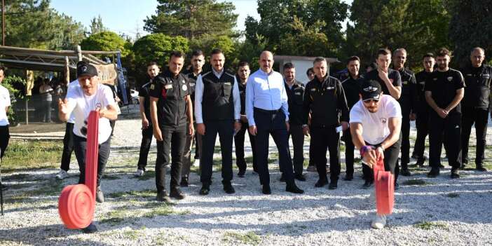 Konya'da afetlere karşı hazırlık zamanı! Başkan Altay gönüllülerle buluştu