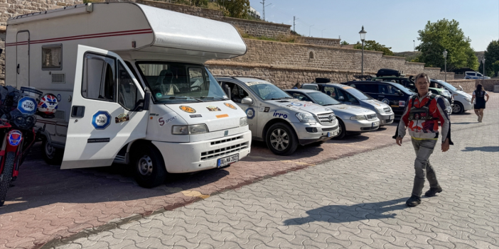 Anadolu Dostluk Rallisi Konya’nın tarihi mahallesinden start aldı