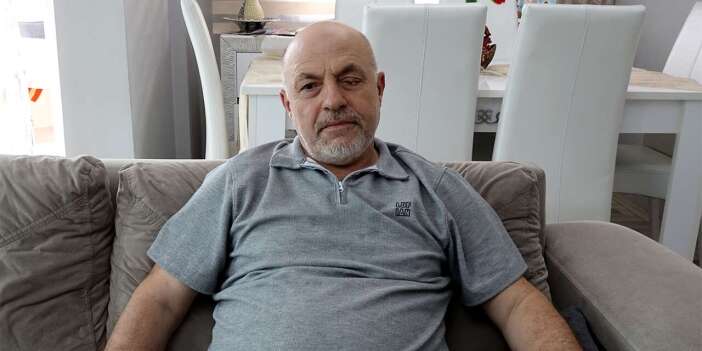 Gözlükten kurtulmak istedi, gözünü tamamen kaybetti