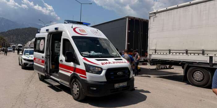 Sanayide acı olay! İki TIR'ın arasında sıkışarak hayatını kaybetti