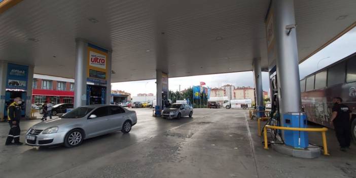 Araç sahiplerine kötü haber! Hem benzin hem de motorine zam