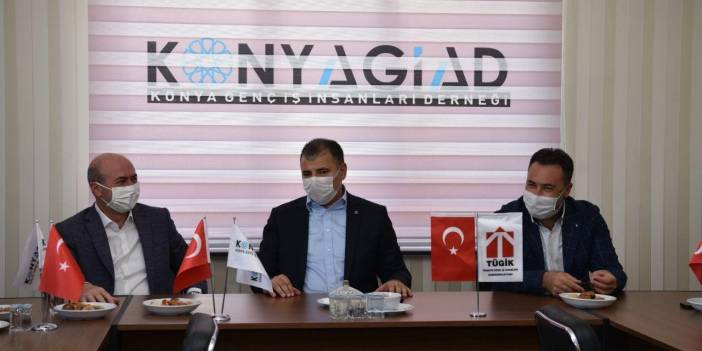 Başkanlar Pekyatırmacı ve Özer KONYAGİAD'da genç iş insanlarıyla buluştu