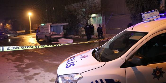 Anne ve babasının boşanmasından sorumlu tuttuğu babaannesini öldürdü