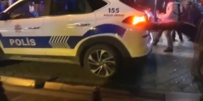 Boğaziçi eylemlerinde provokatörler polis aracına saldırdı